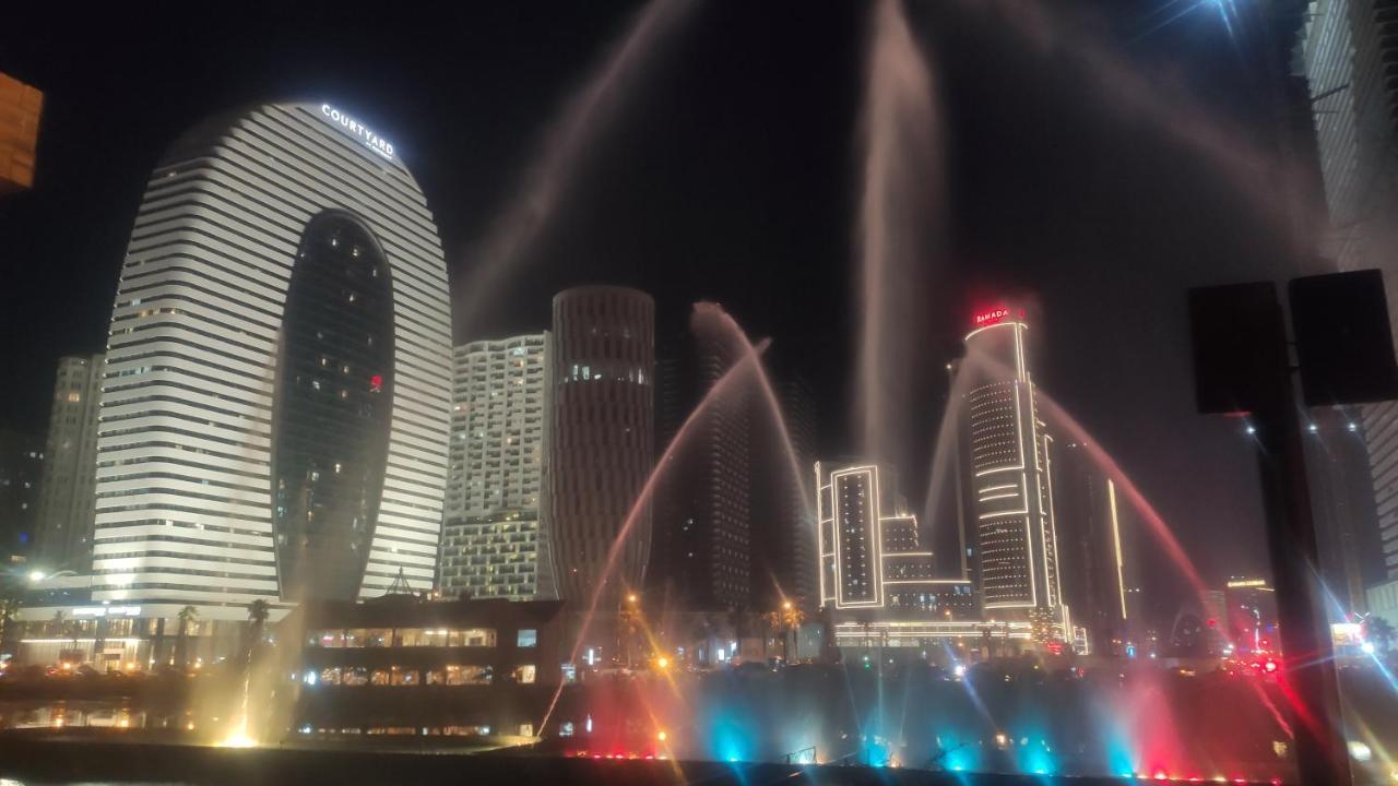Orbi-City Batumi Apartments Sea View Екстериор снимка
