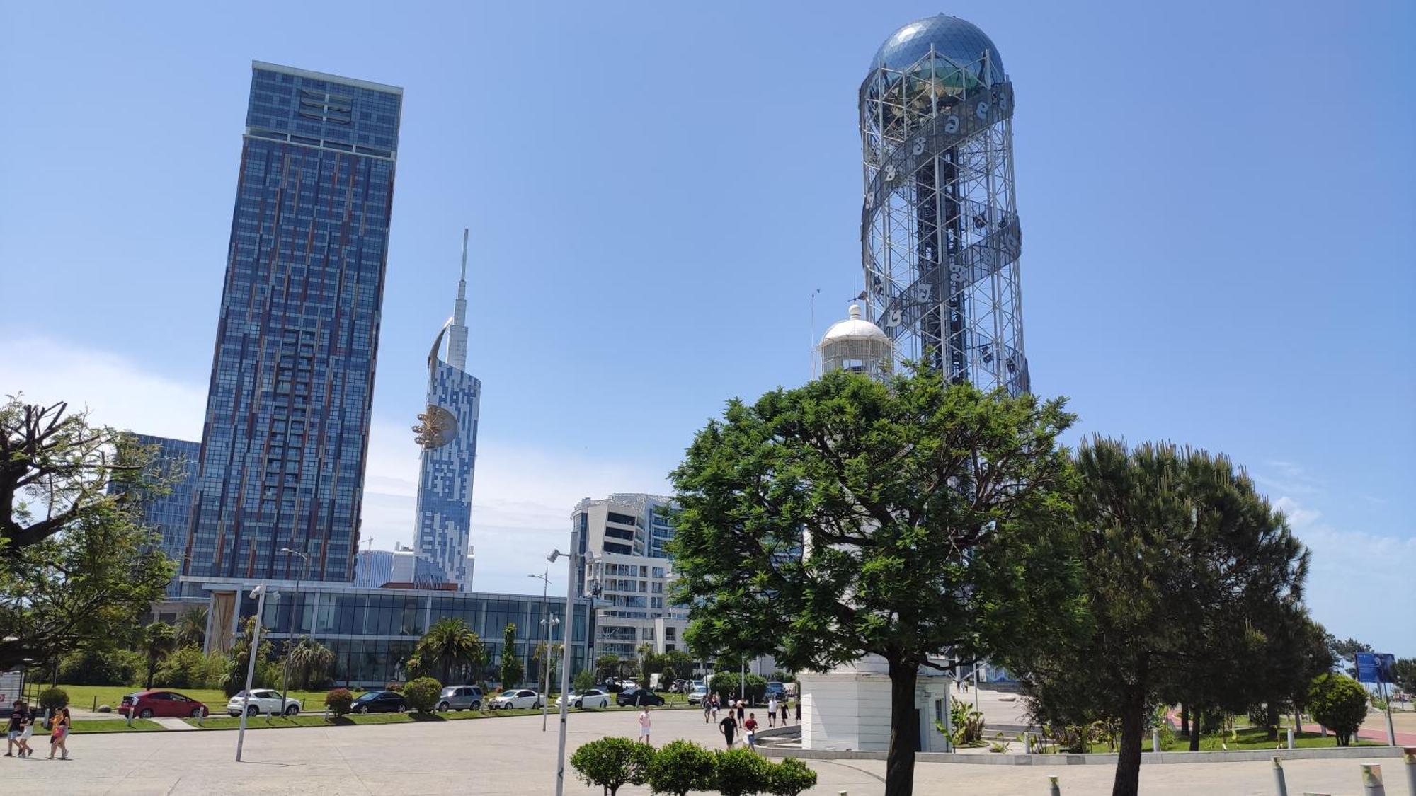 Orbi-City Batumi Apartments Sea View Екстериор снимка
